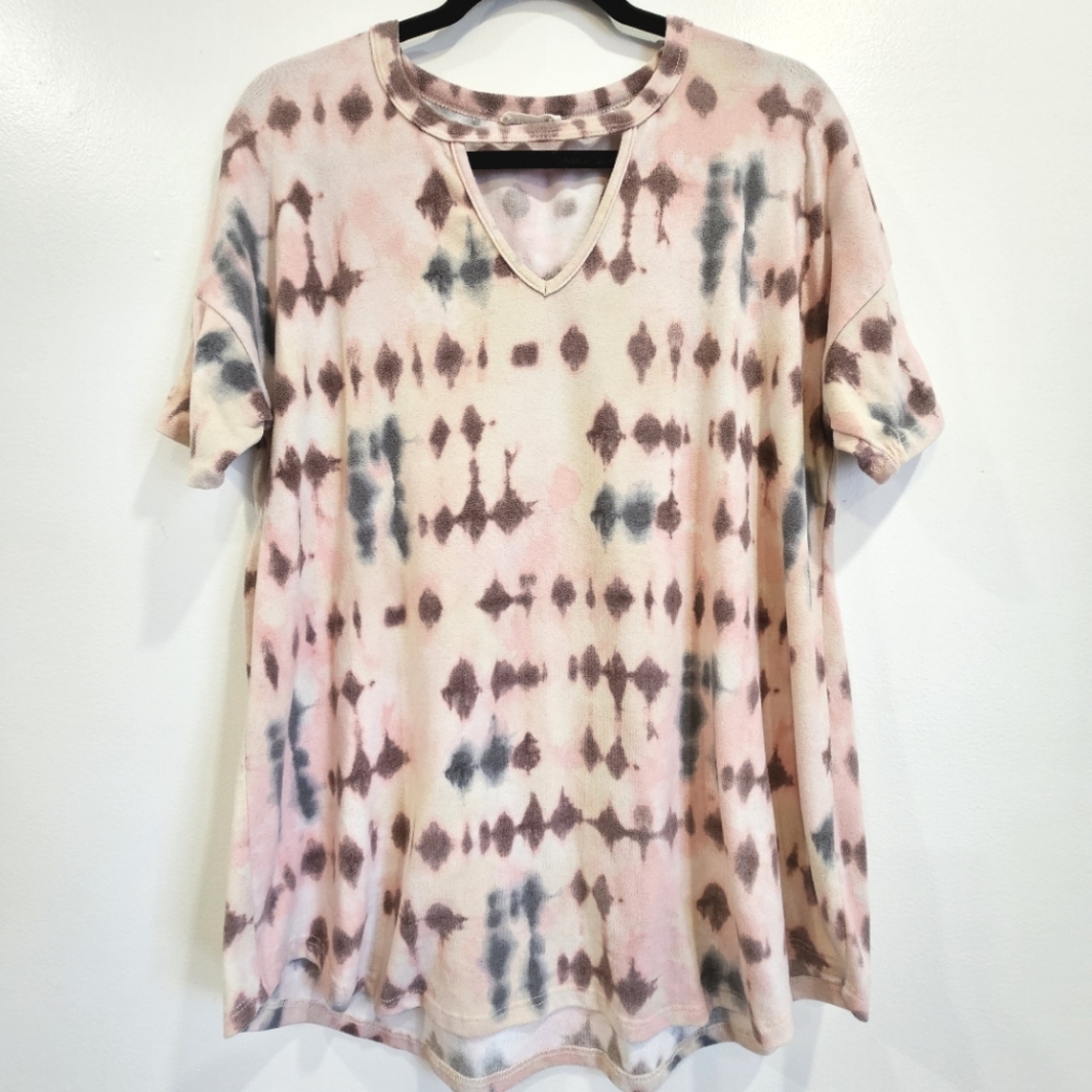Women's Viamor Tie Dye Keyhole Top Size L
